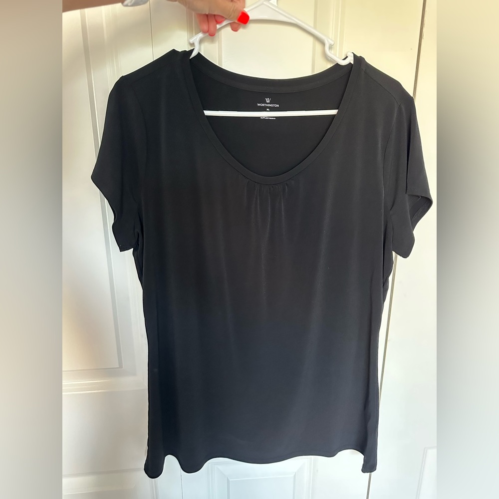 Women’s black decorative/elegant‎ shirt